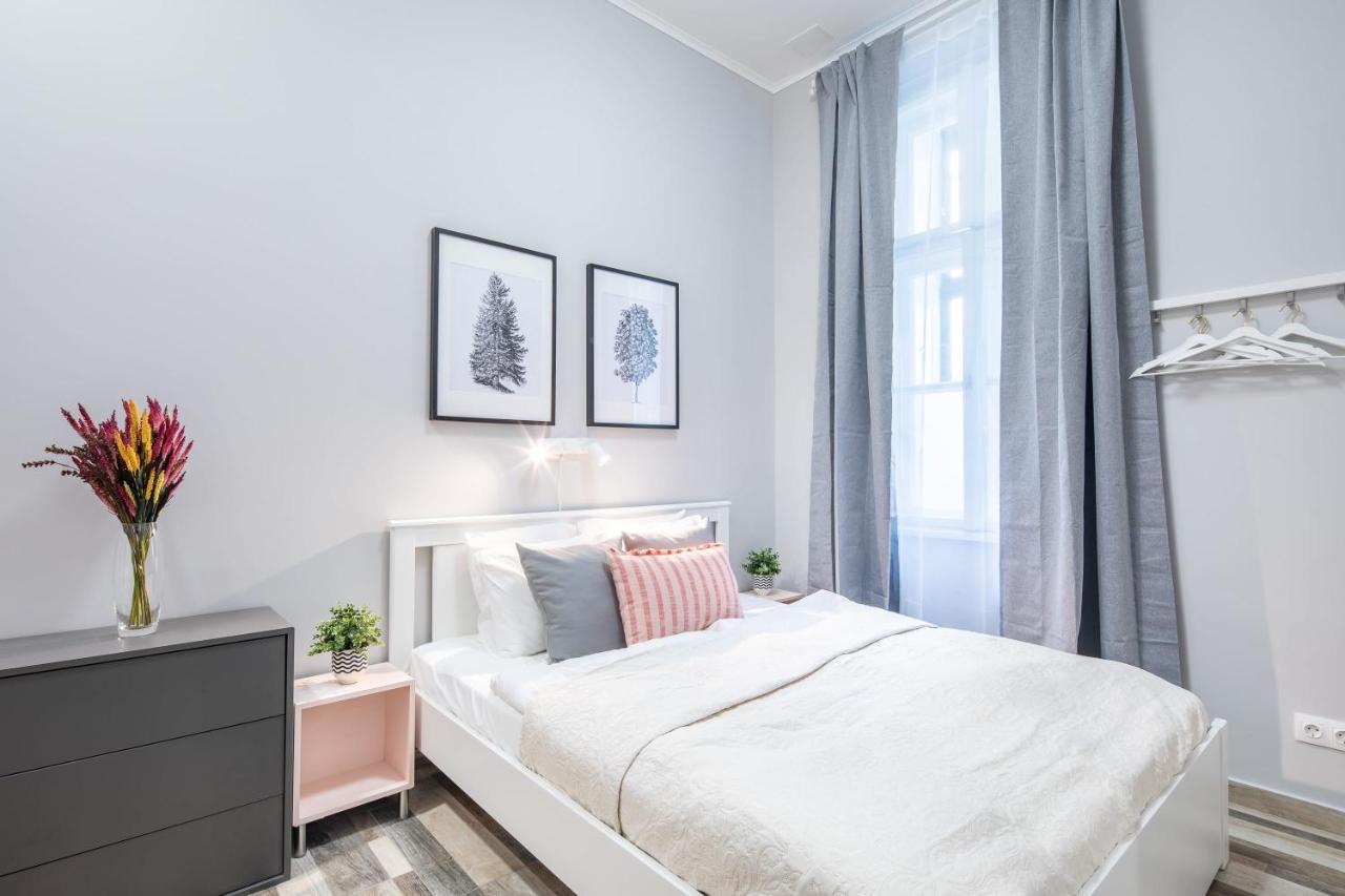 New - Central And Modern Studio Budapest Exterior foto