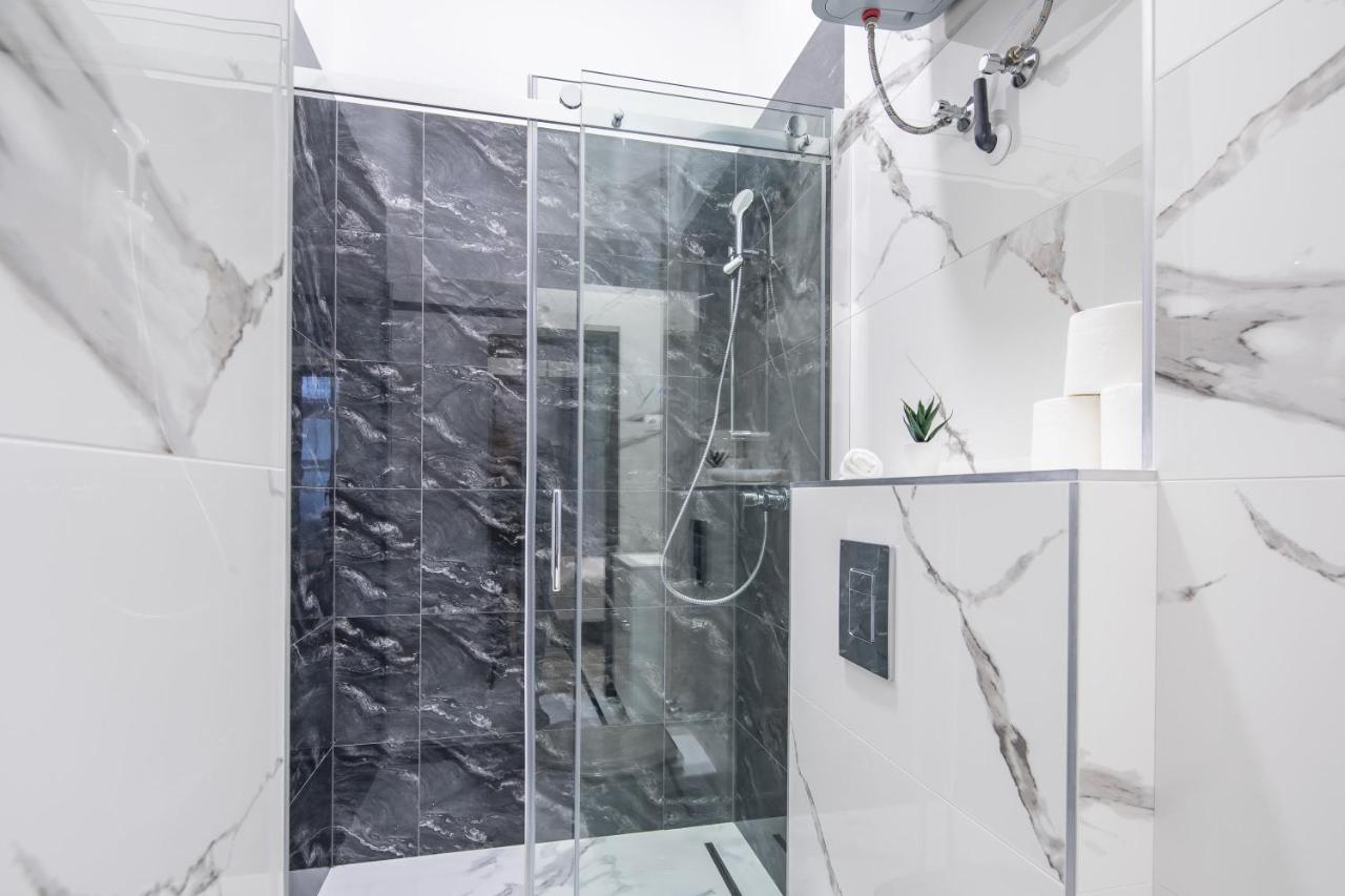 New - Central And Modern Studio Budapest Exterior foto